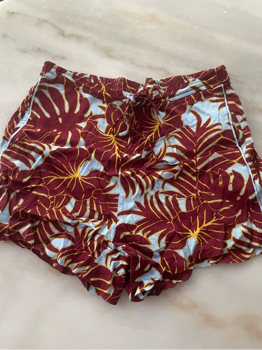 Women's Maroon Tropical Print Shorts size 12